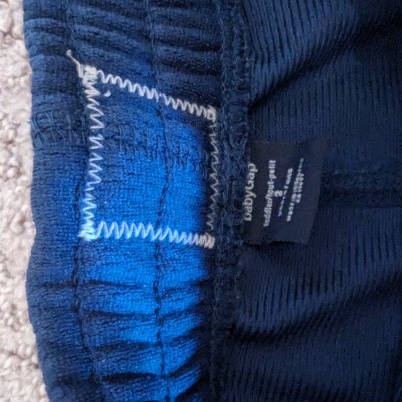 5 pairs of 2t shorts - Picture 3 of 10